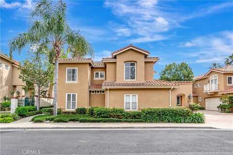 2528 Aquasanta, Tustin, CA 92782
