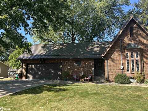 2801 Sunnyside Avenue, Burlington, IA 52601