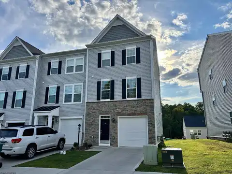 50 Dover Court, Bridgeport, WV 26330