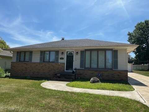 3025 Augustine Drive, Parma, OH 44134