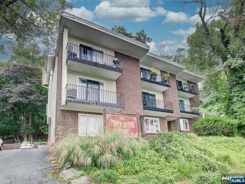 850 Bloomfield Avenue A3, Montclair, NJ 07042