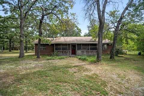 2380 N 255th Road, Mounds, OK 74047