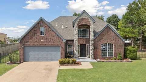 910 N Butternut Court, Broken Arrow, OK 74012