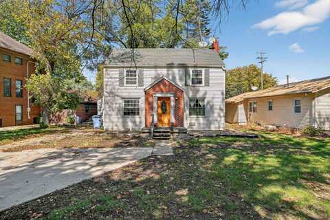 1131 9th St, Sheldon, IA 51201