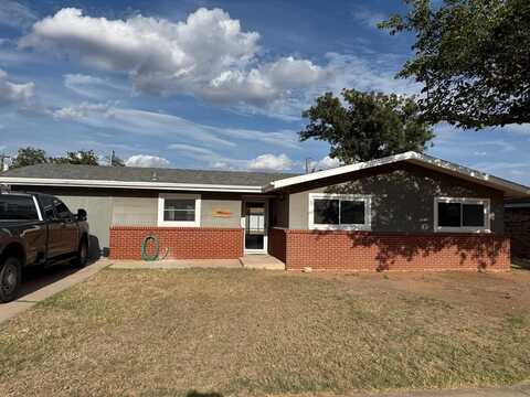 602 NW 11th St, Andrews, TX 79714