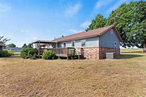 2919 S Twin Mounds, Yale, OK 74085