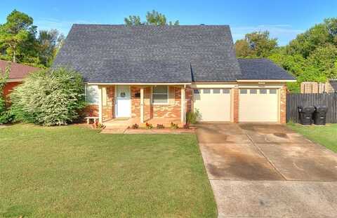 1013 Highlander Drive, Moore, OK 73160