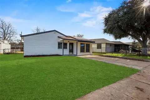 3832 Stateoak Drive, Dallas, TX 75241