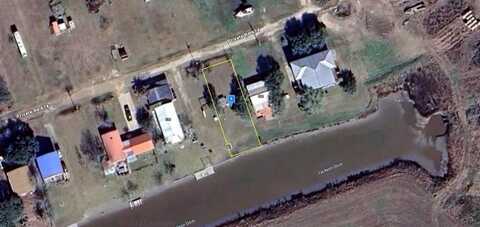 674 Private Road 674, Bay City, TX 77414