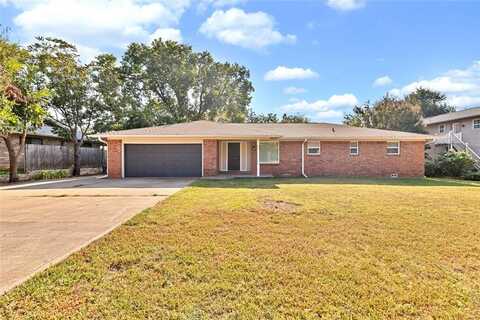 211 Woodlawn Drive, Keene, TX 76059