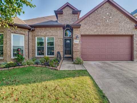 2202 Woodberry Drive, Forney, TX 75126