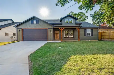 213 WILSON Drive, Lake Dallas, TX 75065