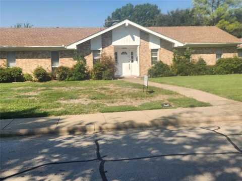 12911 Mitchwin Road, Farmers Branch, TX 75234