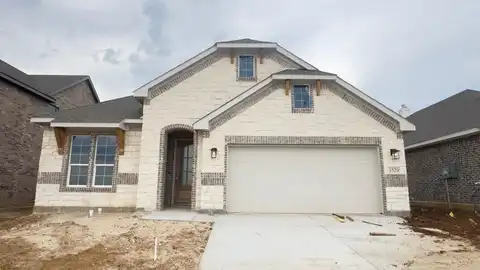 3529 Helena Street, Gainesville, TX 76240