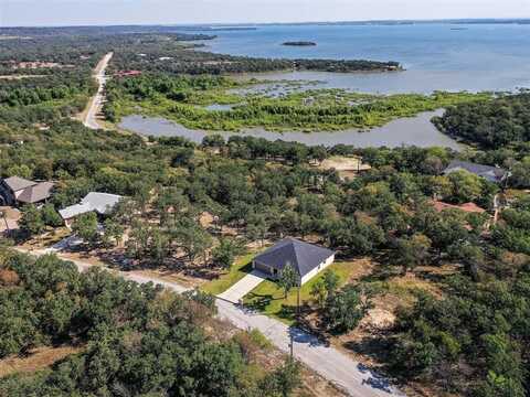 112 Hogan Place, Runaway Bay, TX 76426