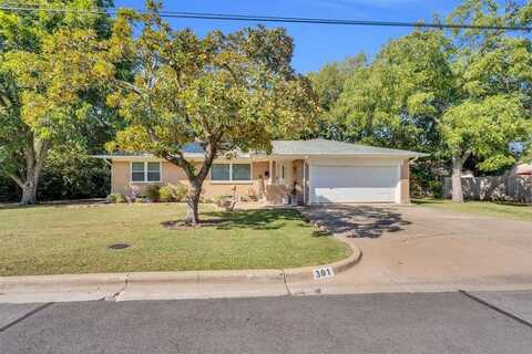 301 Floyd Street, Waxahachie, TX 75165
