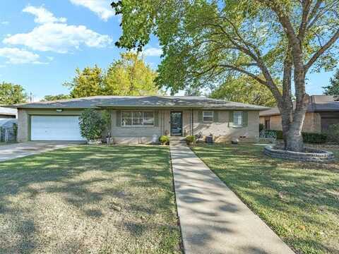 209 W Avenue K, Midlothian, TX 76065