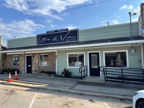 121 W W Main Street, Quinlan, TX 75474
