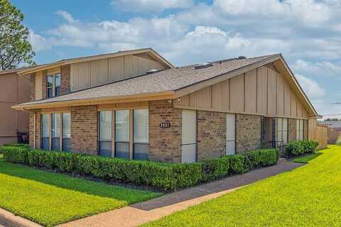 2921 Shady Knoll Lane, Bedford, TX 76021