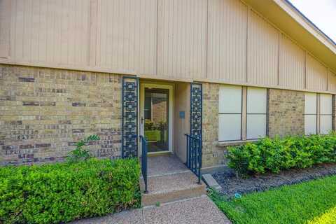 2921 Shady Knoll Lane, Bedford, TX 76021