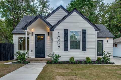1009 Panhandle Street, Denton, TX 76201