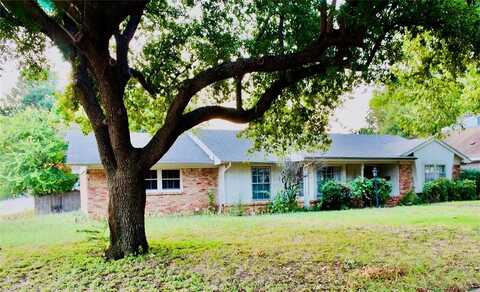 1951 Terbet Lane, Fort Worth, TX 76112