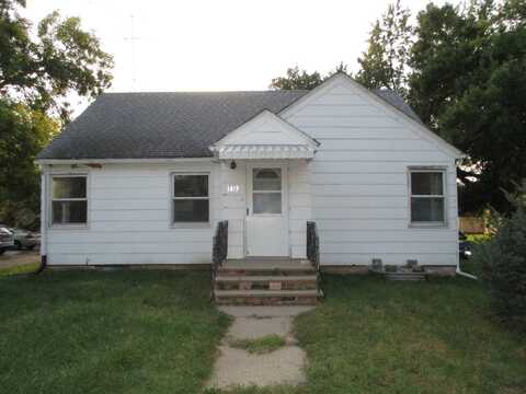 1413 Avenue I, Hawarden, IA 51023