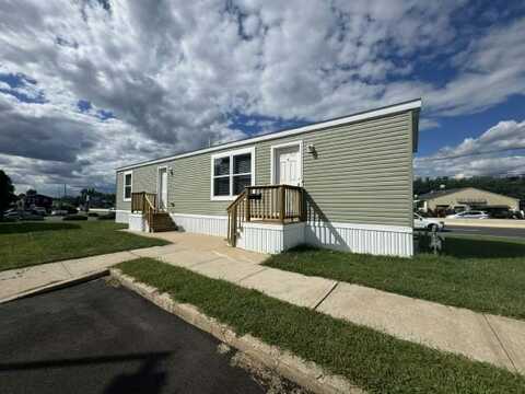 5 Justin Ct, Hazlet, NJ 07734