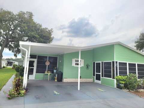 6012 Presidential Cir, Zephyrhills, FL 33540