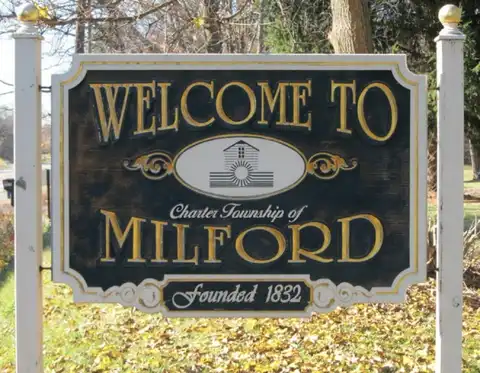 727 W. Maple Road, Milford, MI 48381