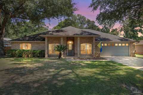 2316 Majestic Dr, Pensacola, FL 32514