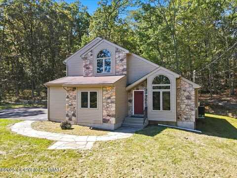 121 Sterling Circle, Bushkill, PA 18324