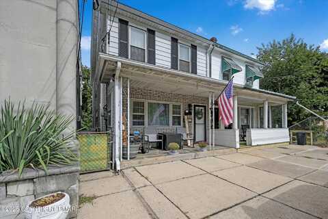 142 E Center Street, Nesquehoning, PA 18240