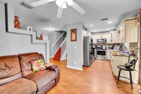 2333 SW 87, Miramar, FL 33025