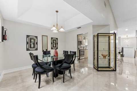 9818 Nickels Blvd, Boynton Beach, FL 33436