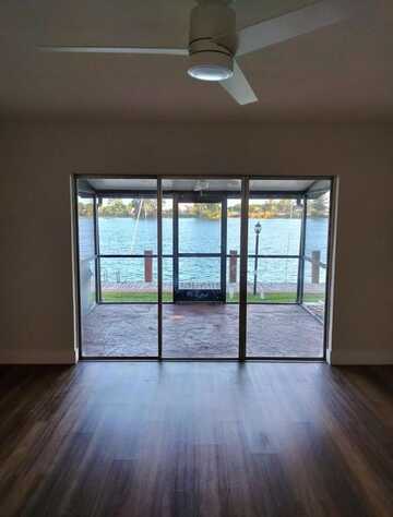 1100 Crystal Lake Dr, Deerfield Beach, FL 33064