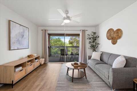 74 Kunihi Ln, Kahului, HI 96732