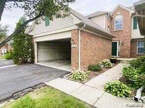 122 Legacy Park Circle, Dearborn Heights, MI 48127