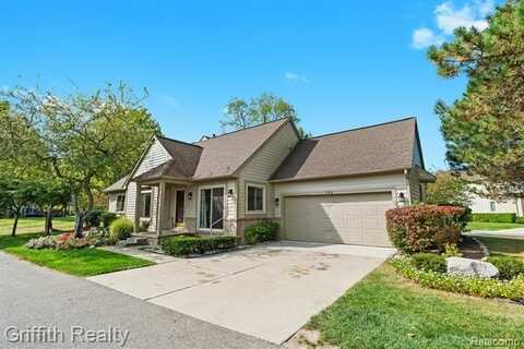 762 Elm Court, Wixom, MI 48393