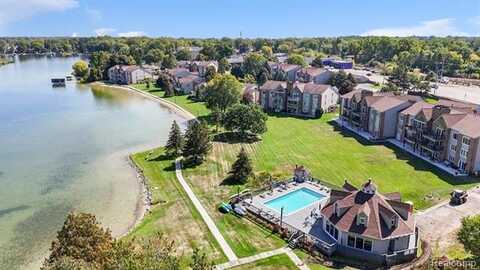 3412 Loon Lake Court Court, Waterford, MI 48329