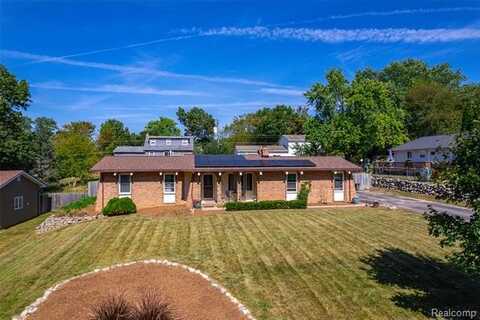 9254 Semindale, Clarkston, MI 48346