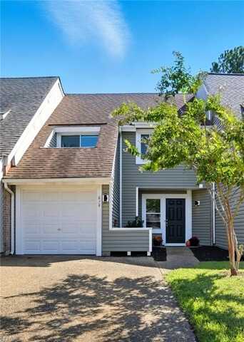 674 Masefield Circle, Virginia Beach, VA 23452