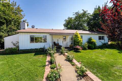 2147 GLENWOOD HWY, Goldendale, WA 98620