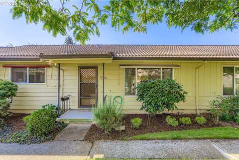 12300 SE MAIN ST, Portland, OR 97233