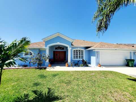 3285 SE Pinto Street, Port Saint Lucie, FL 34984