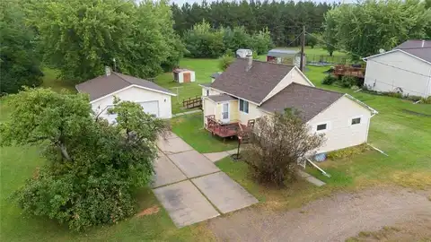 3987 Dillon Road, Hibbing, MN 55746