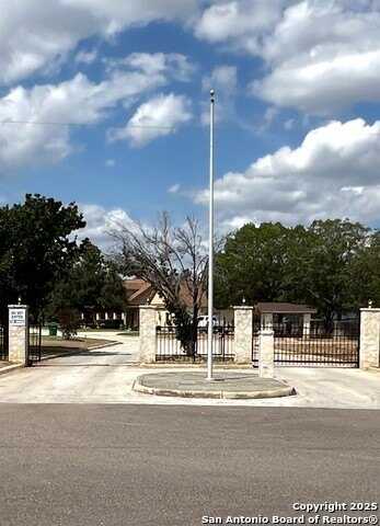 20132 kensington, Lytle, TX 78052
