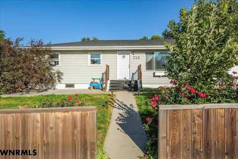 713 S MAPLE STREET, Kimball, NE 69145