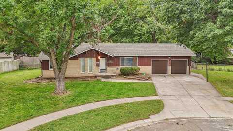 9026 W Harvest Ct, Wichita, KS 67212