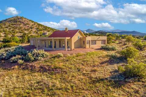 75 Camino Dimitrio, Santa Fe, NM 87508